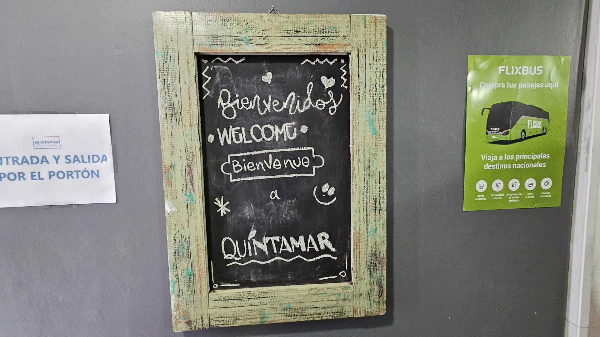 Recuadro de bienvenida en diferentes idiomas